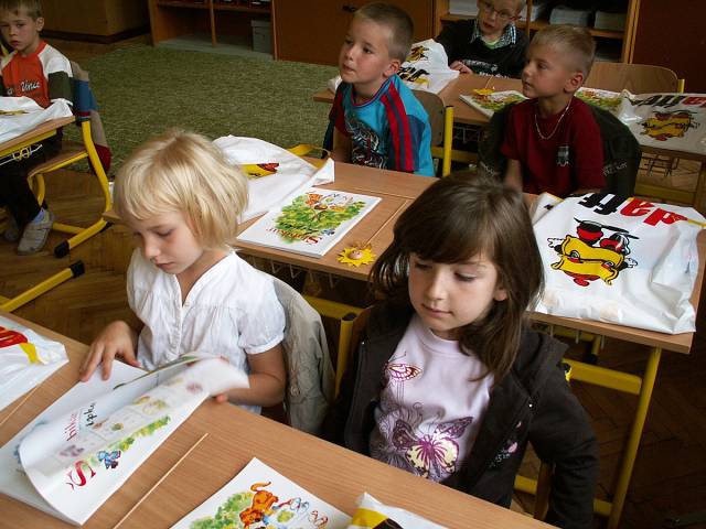 Z�kladn� �kola, Bezru�ova 66, Tren��n