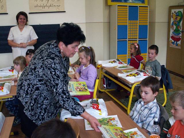 Z�kladn� �kola, Bezru�ova 66, Tren��n