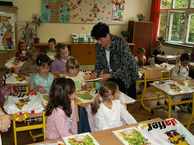 Z�kladn� �kola, Bezru�ova 66, Tren��n